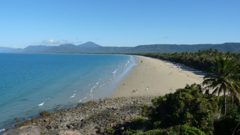 Strand Port Douglas